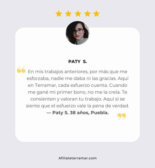 Grey Minimal Customer Review Quote Instagram Post (8)